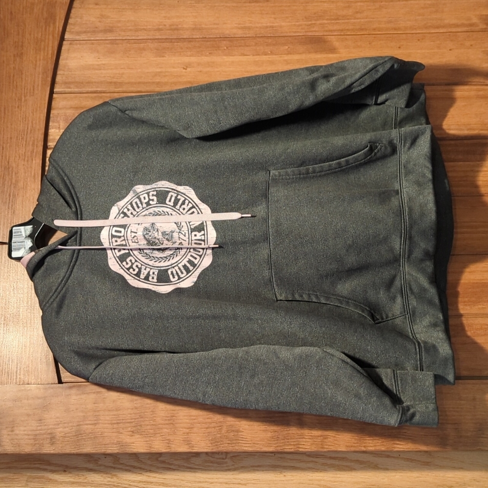 Bass pro shop woman's xl hoodie